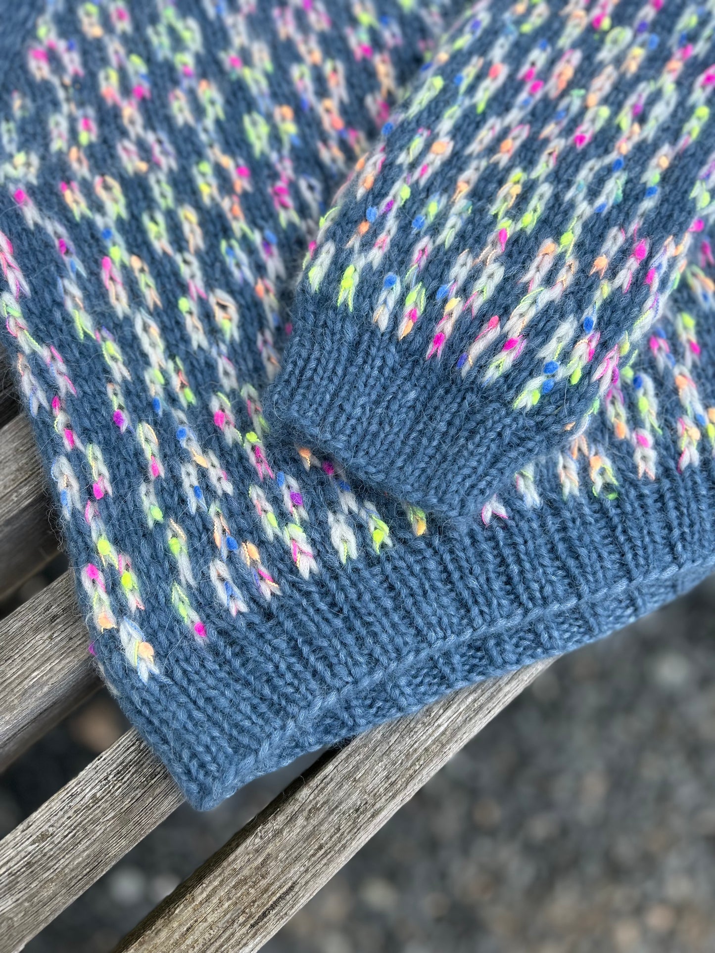 Sliding Chains Sweater Kids