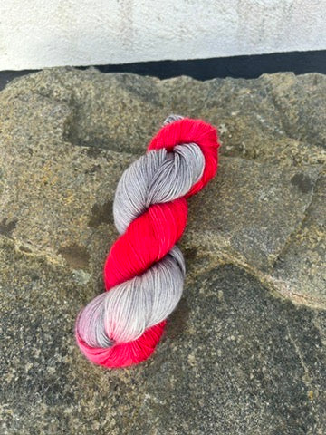 Merino Extrafine/ Nordic Flow - Cherry Concrete
