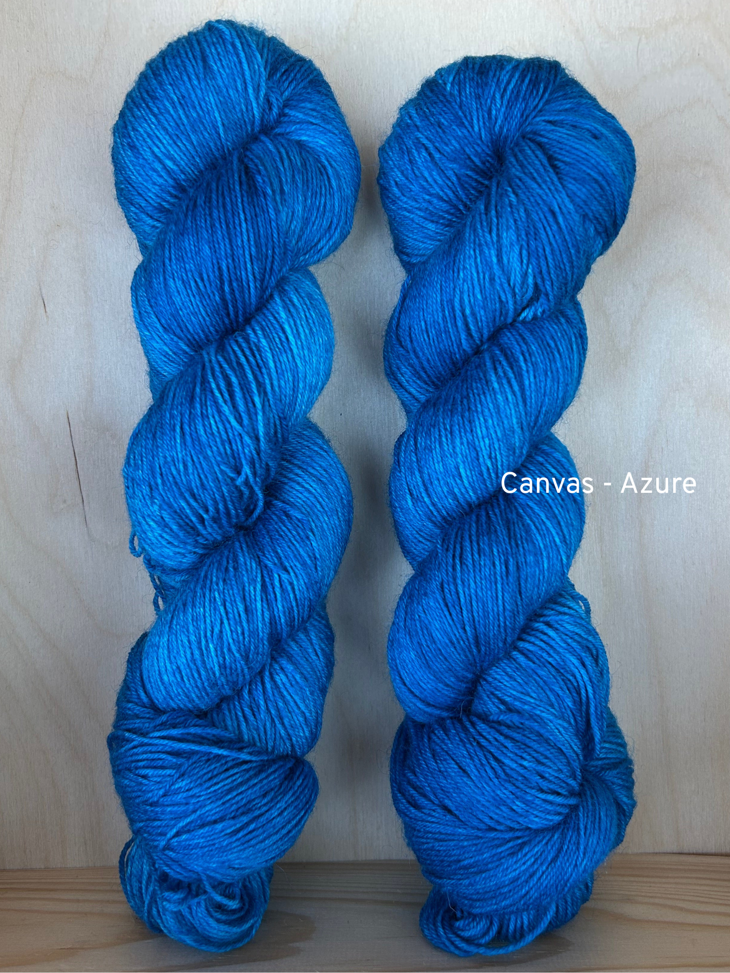 Strikkekit – Valgfri Strømpeopskrift fra KnitwearByPluto & Sock Classic garn