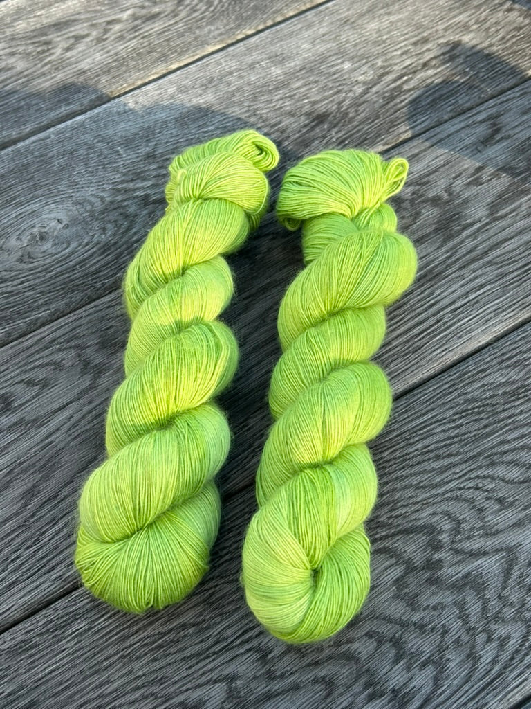 Merino Single Ultrafine Lace 800m / New Leaves