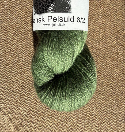 Hjelholt - Dansk Pelsuld 8/2 - 26 Oliven