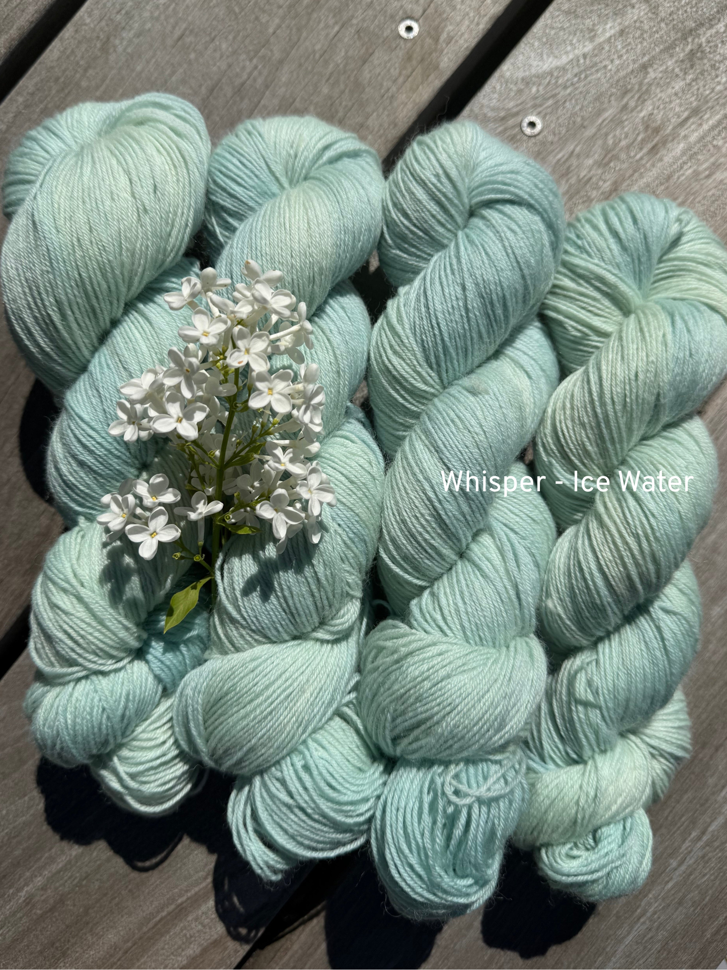 Strikkekit – Valgfri Strømpeopskrift fra KnitwearByPluto & Sock Classic garn
