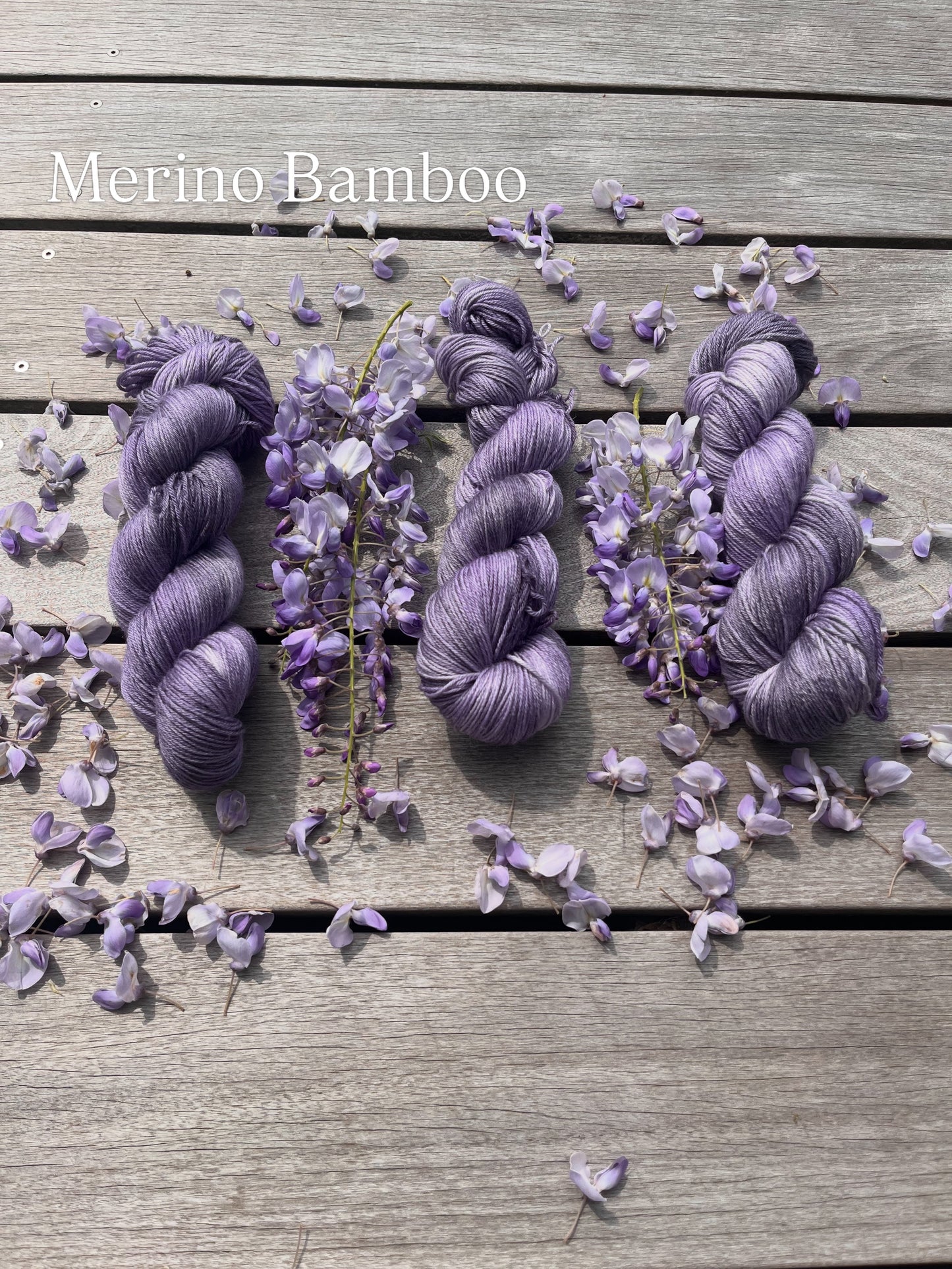 Merino Bamboo 400m / Canvas - Lavender Shadow