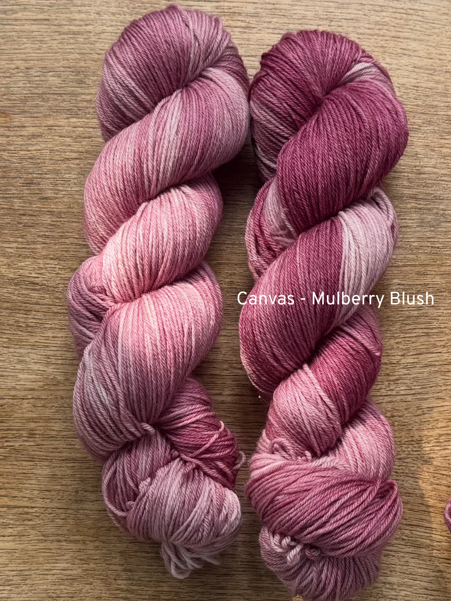 Strikkekit – Valgfri Strømpeopskrift fra KnitwearByPluto & Merino Sock garn