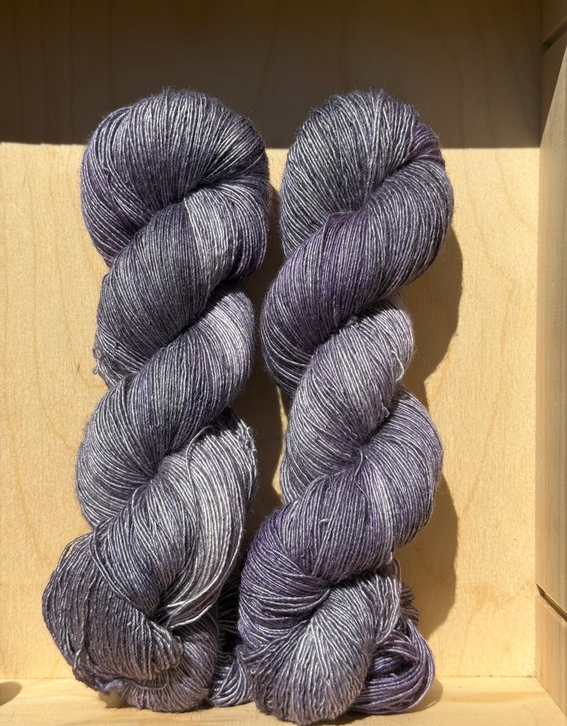 Merino Silk Single 600m / Canvas - Lavender Shadow