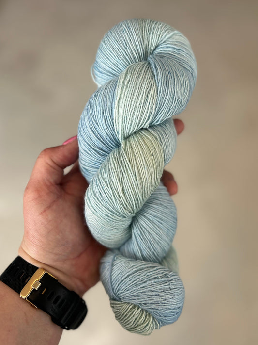 Merino Silk Single 600m / Ocean Tides - Nordic Sea