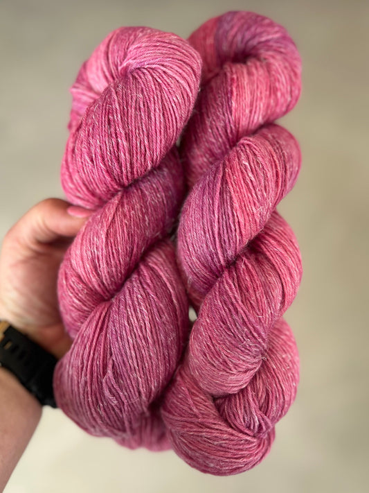 Linen Wool 400m / Canvas - Hazy Berries