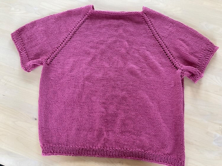 Strikkeopskrift - Karins Airy Raglan Tee - KART