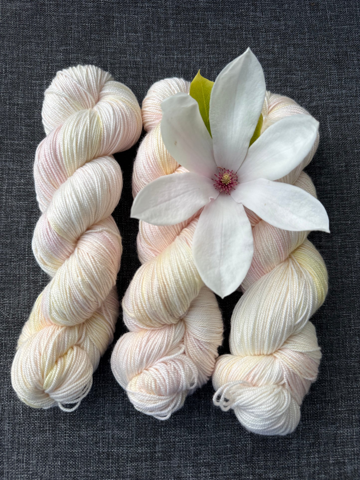 Merino Silk Fine 500m / Canvas - Blushing Lemon