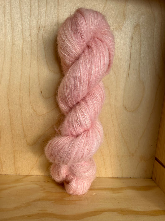 Suri Alpaca Silk 400m/ Whisper - Rosewater