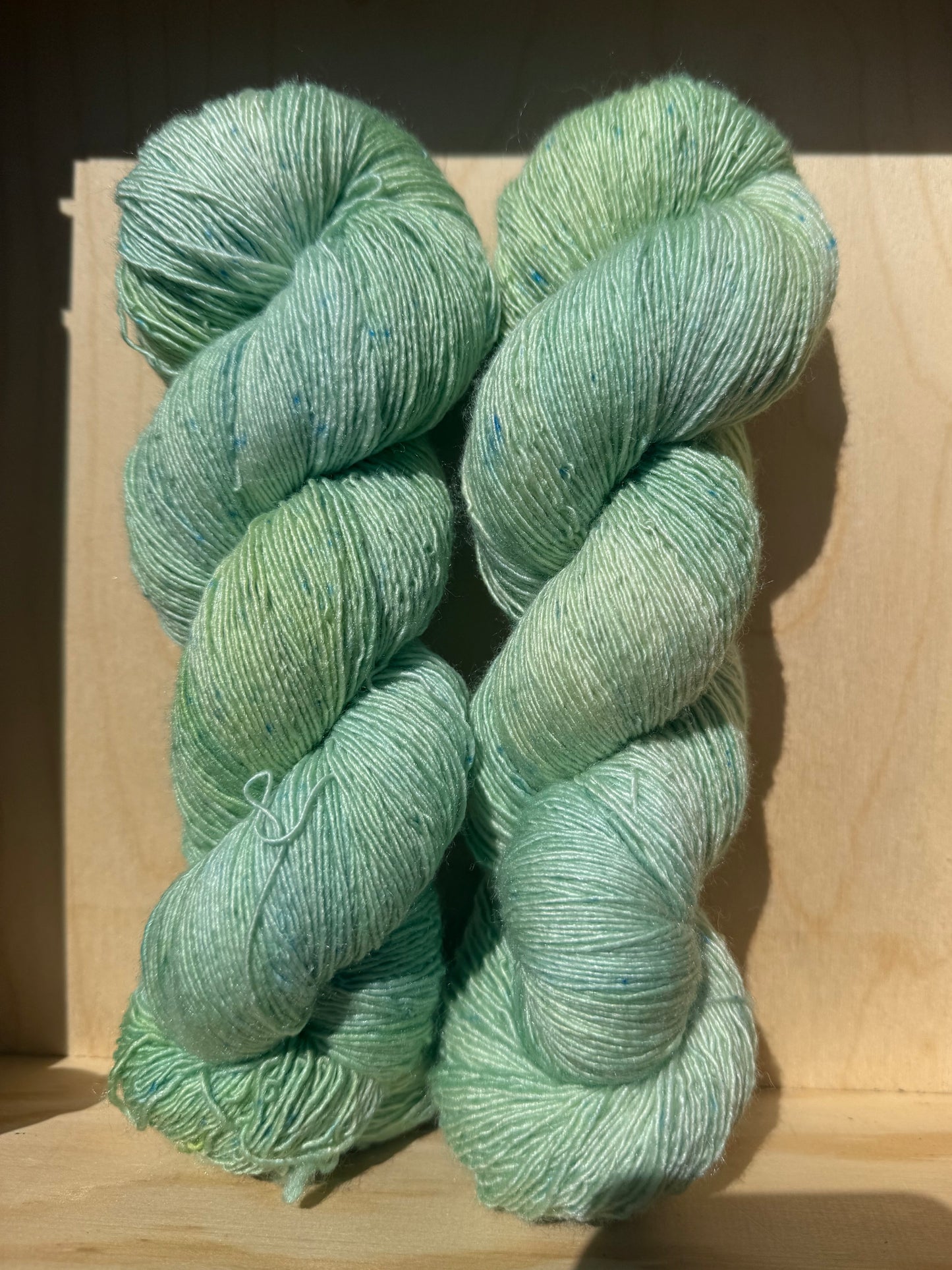 Merino Silk Single 600m / Canvas - Mint Breeze