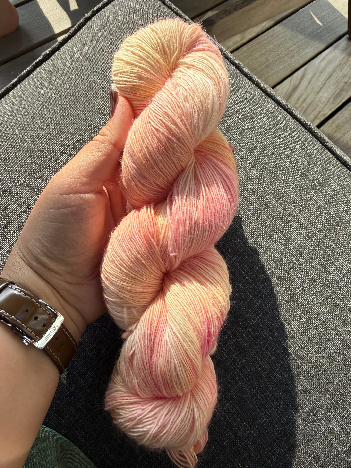 Merino Single Ultrafine Lace 800m / Canvas - Malibu Dream
