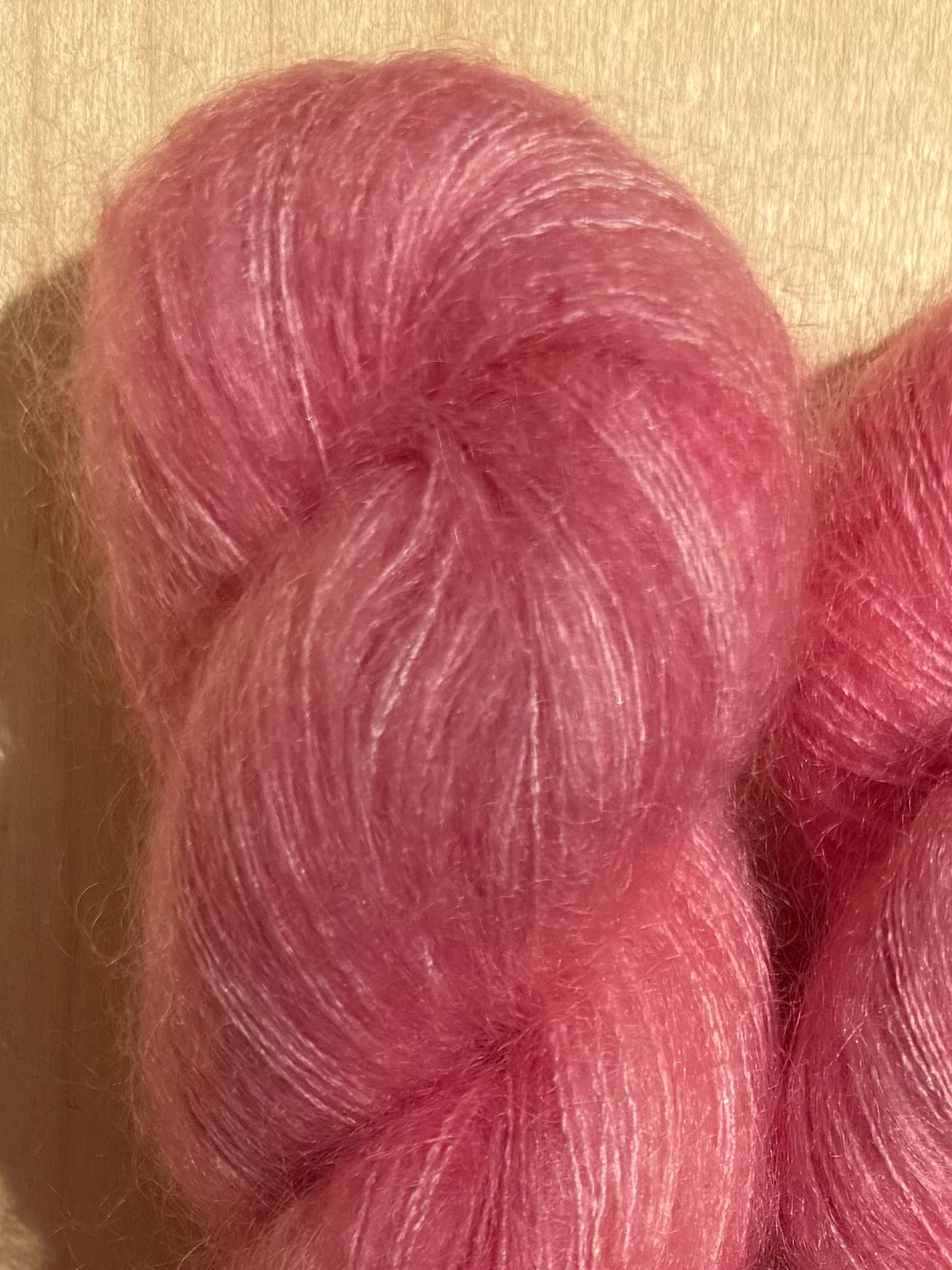 Silk Mohair Luxe 420m/ Whisper - Flamingo Bloom