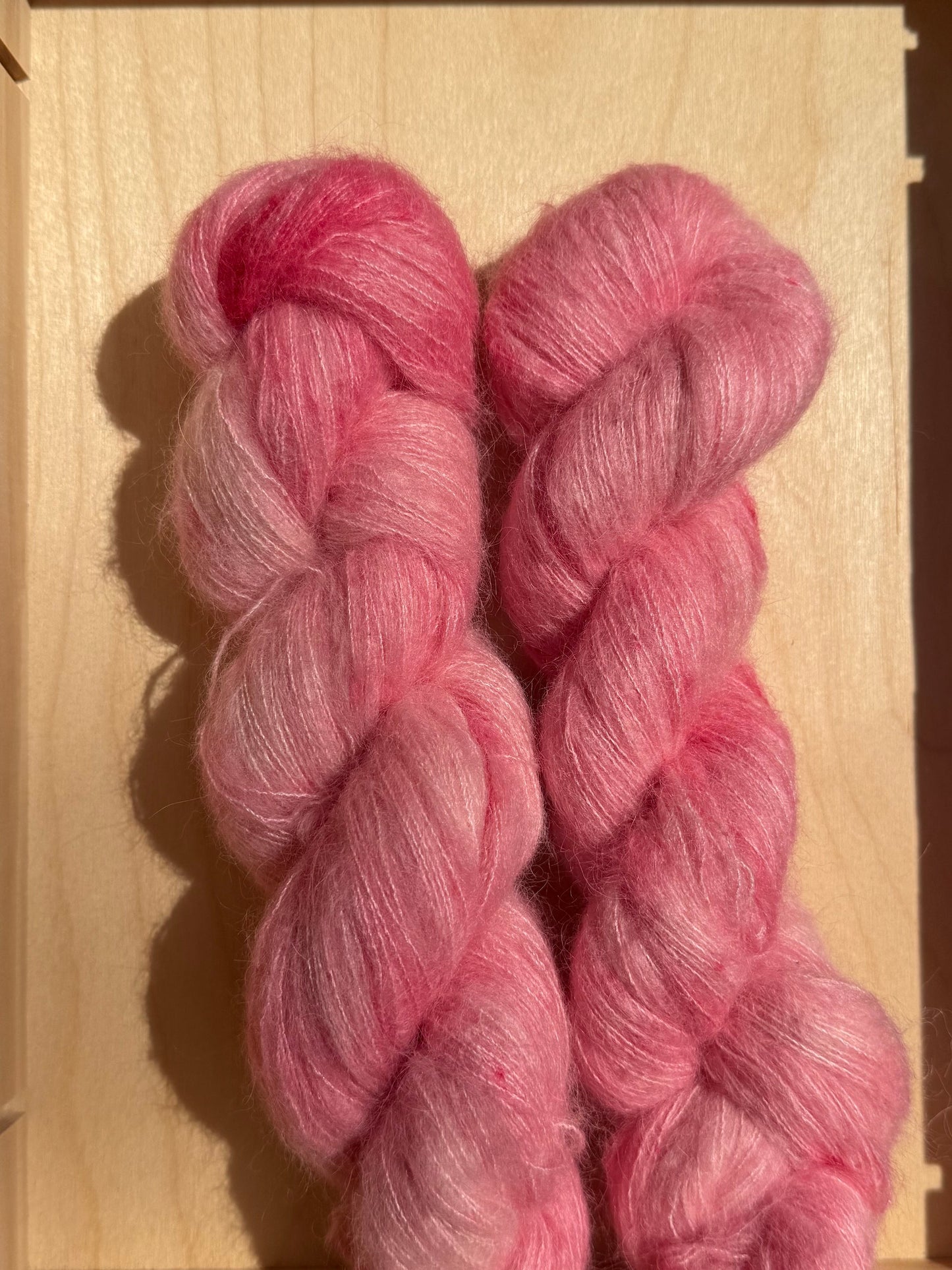 Suri Alpaca Silk 400m/ Whisper - Flamingo Bloom