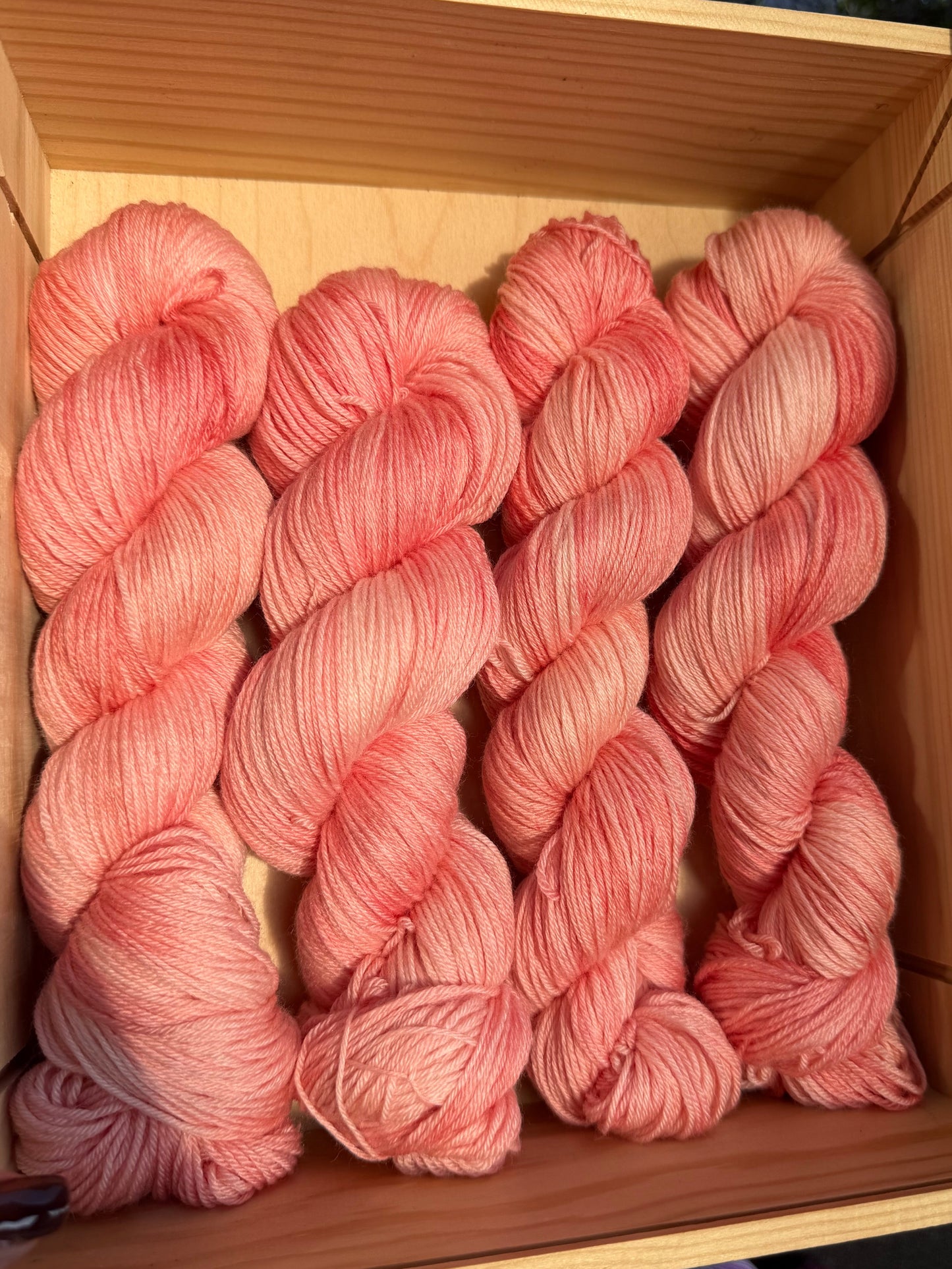 Merino Bamboo 400m / Canvas - Flamingo Bloom