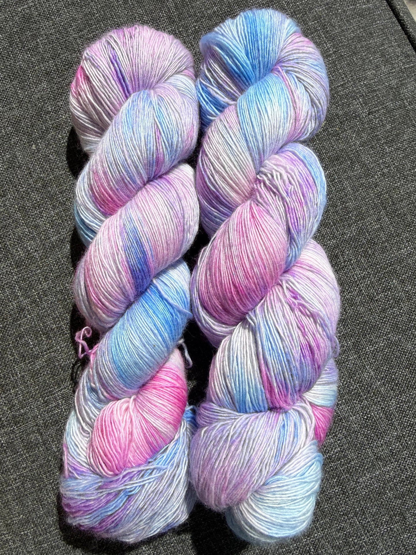 Merino Single Ultrafine Lace 800m / Canvas - Morning Rush