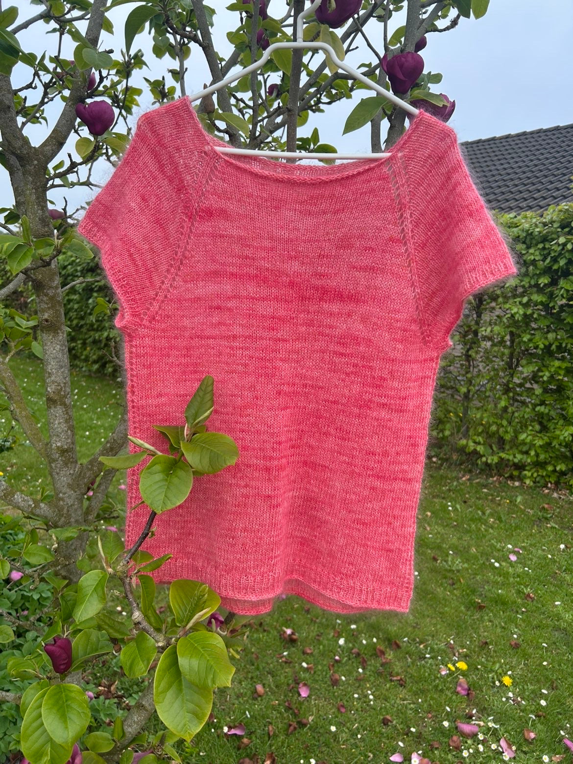 Strikkeopskrift - Karins Airy Raglan Tee - KART