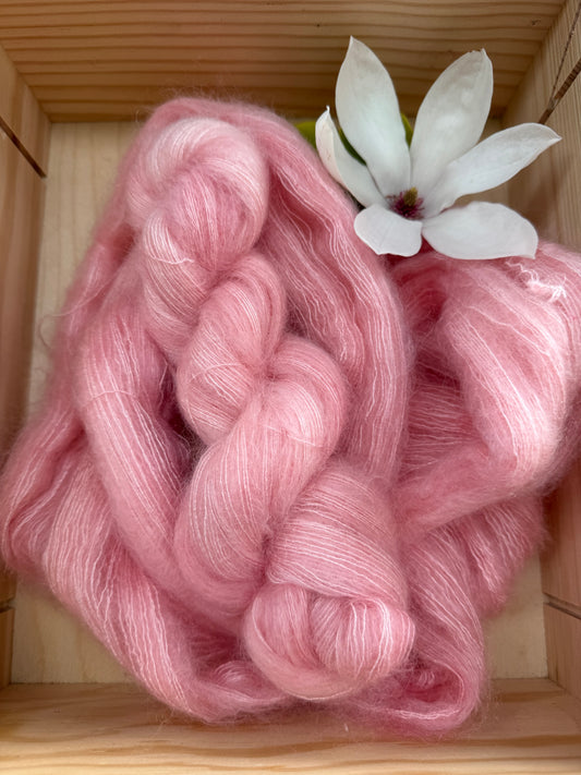 Silk Mohair Luxe 420m / Whisper - Rosewater