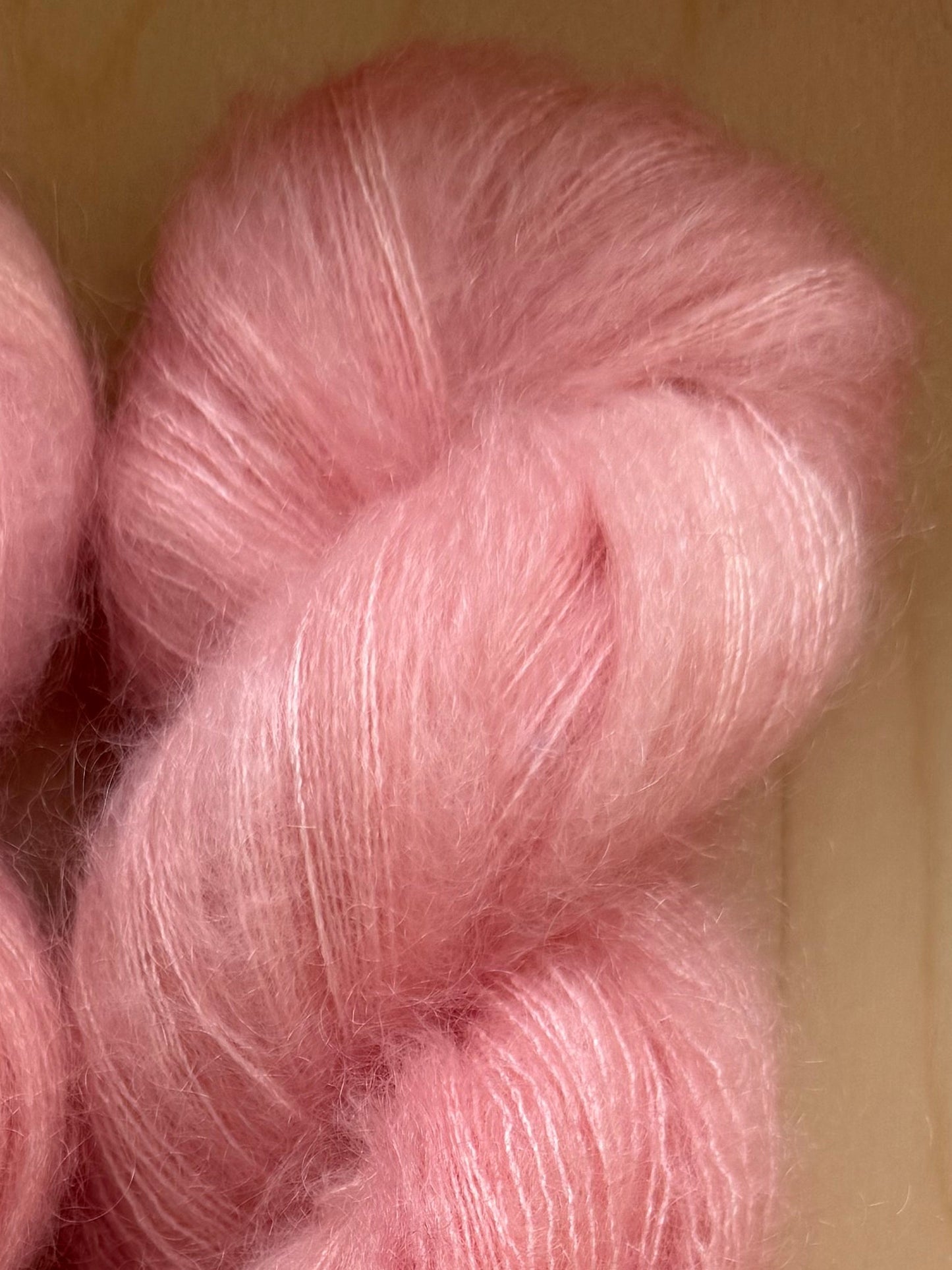 Silk Mohair Luxe 420m / Whisper - Rosewater