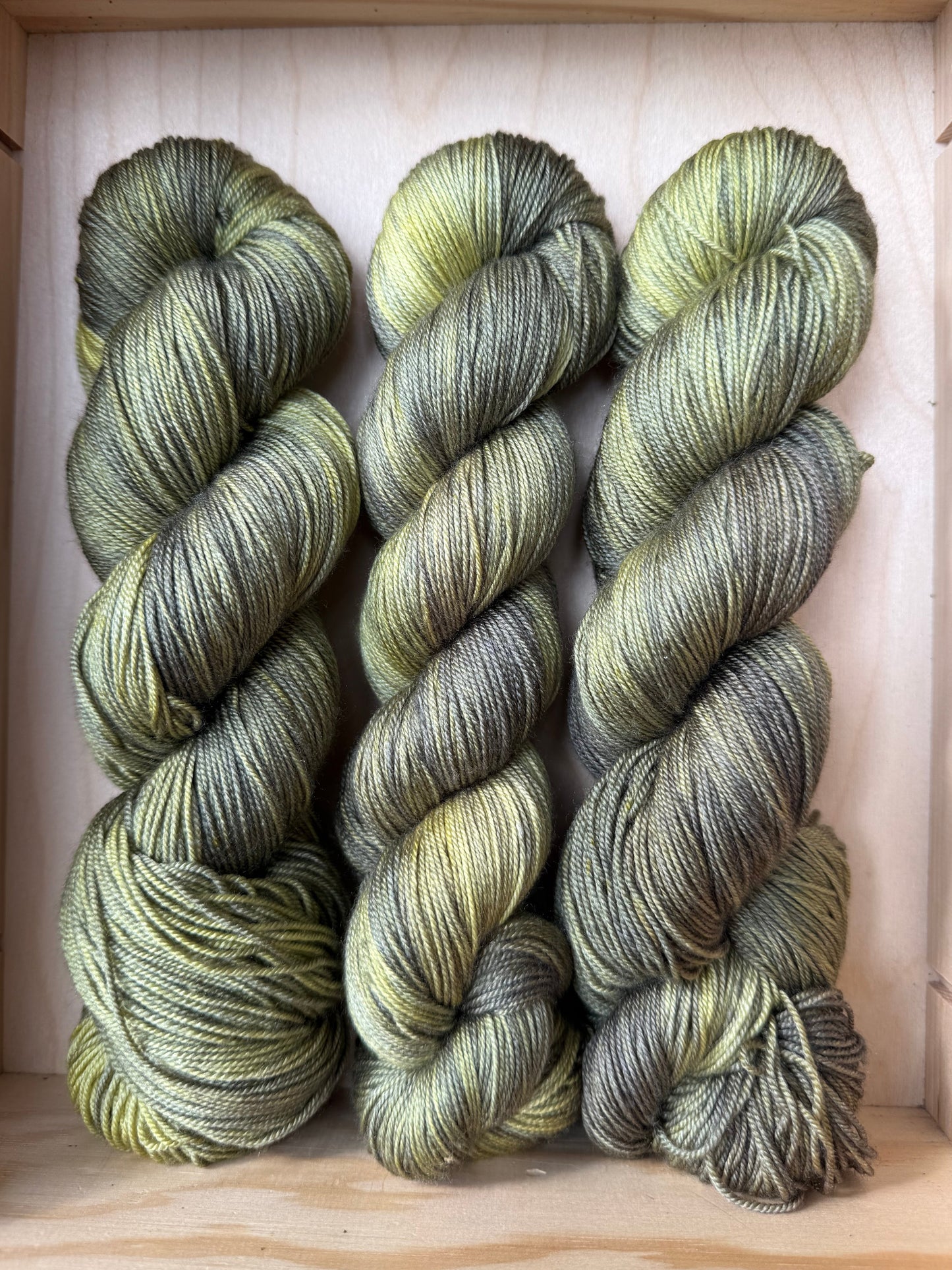 Merino Silk Fine 500m / Canvas - Golden Moss