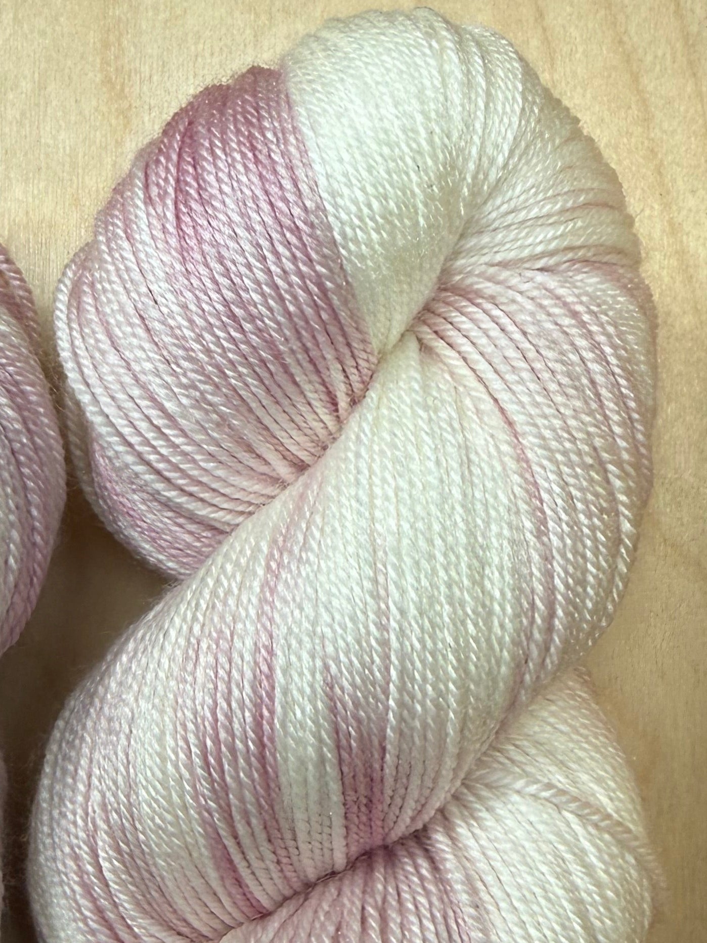 Merino Silk Fine 500m / Whisper - Soft Blush