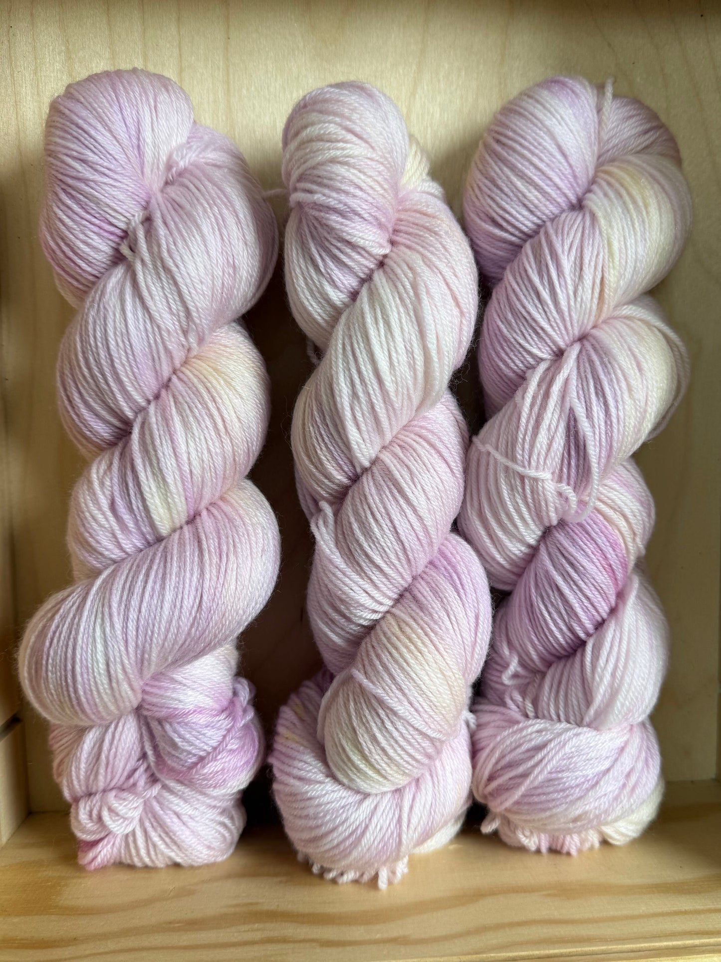 Merino Tencel 400m / Whisper - Soft Bloom