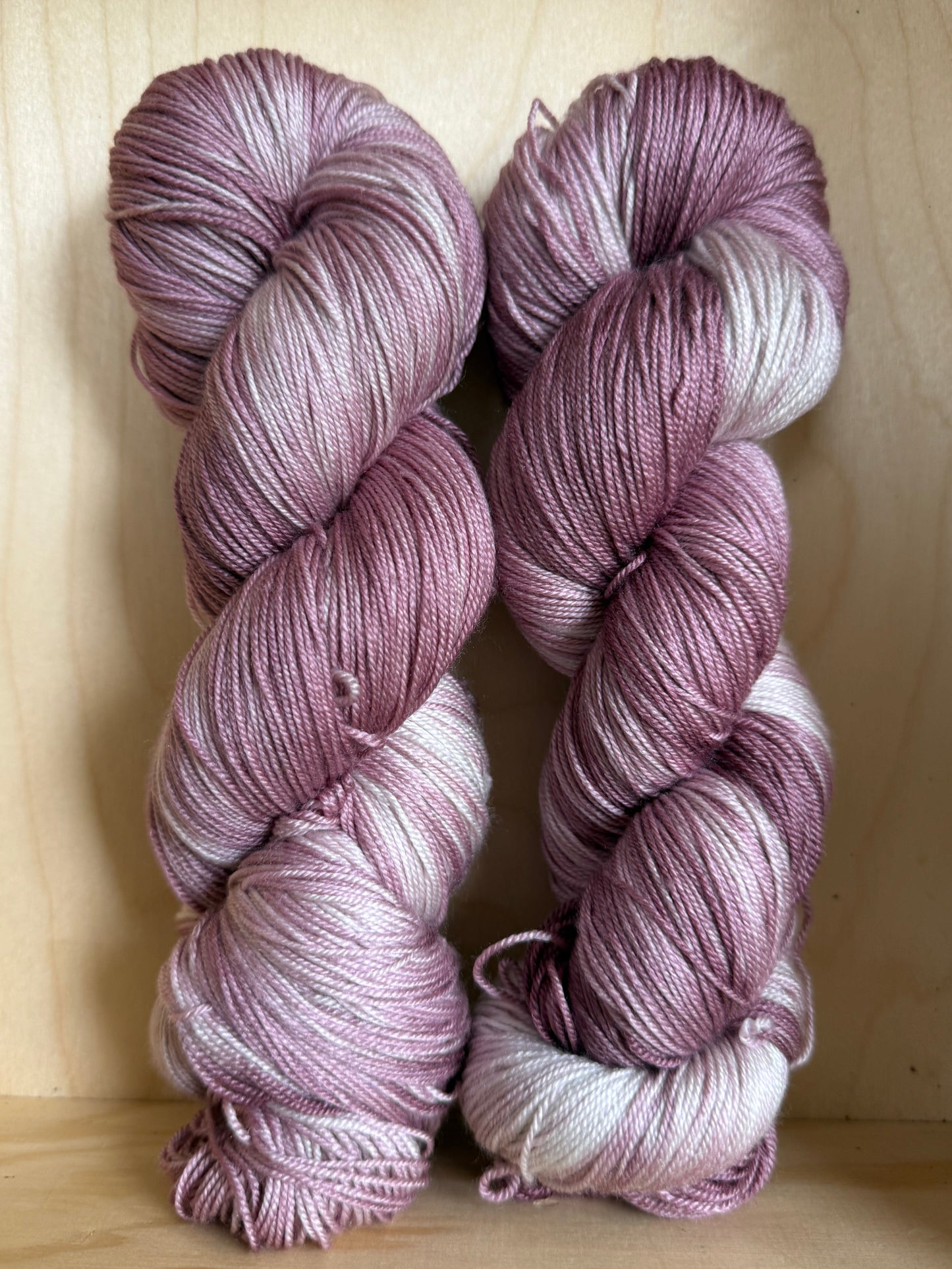 Merino Silk Fine 500m / Canvas - Petal Kiss