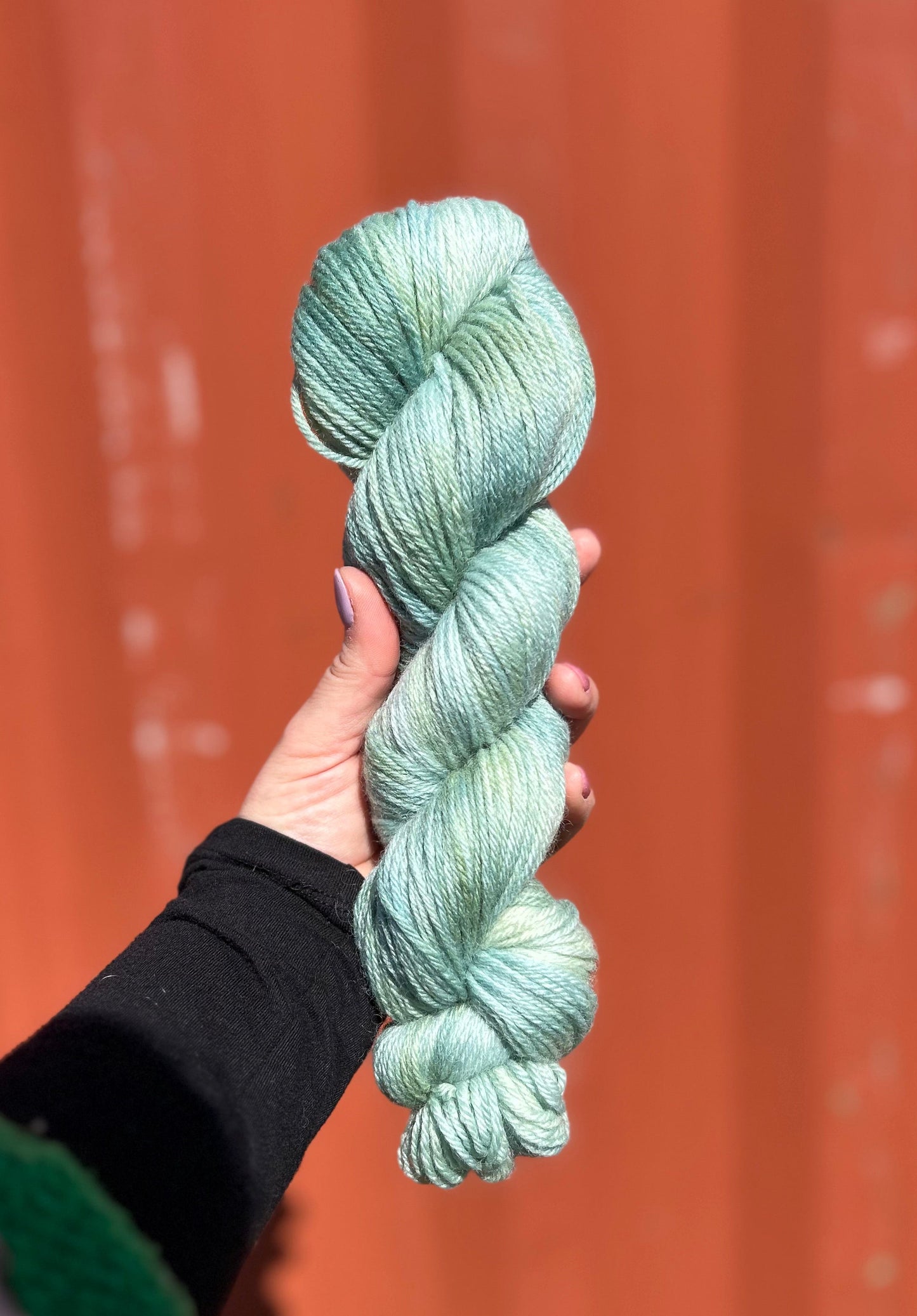 Peruvian Highland Wool 225m/ Deep Dip - Sage Green