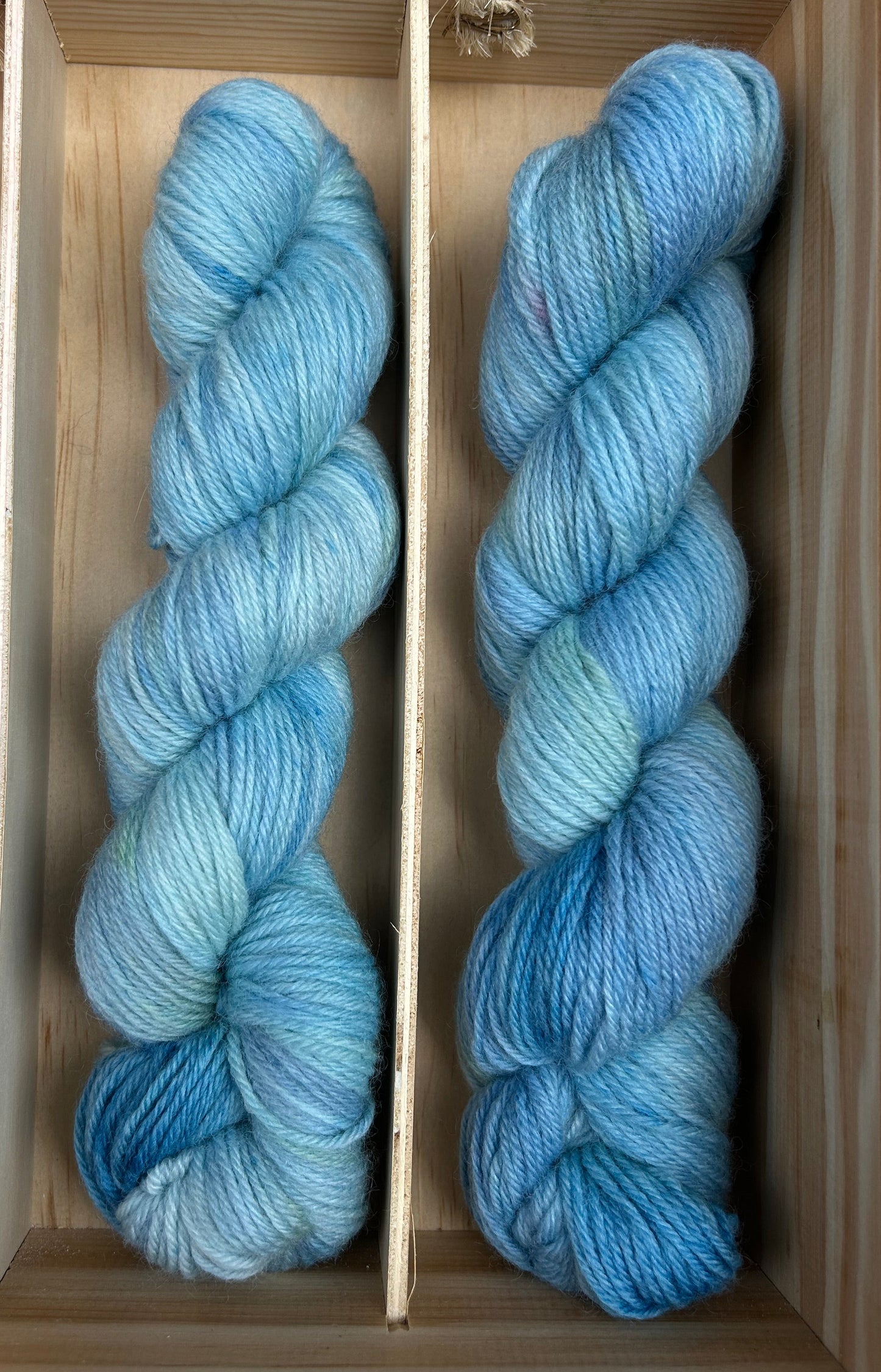 Peruvian Highland Wool 225m/ Ocean Tides - Seaglass