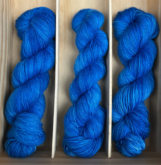 Single Merino 366m/ Ocean Tides - Cobalt Tide