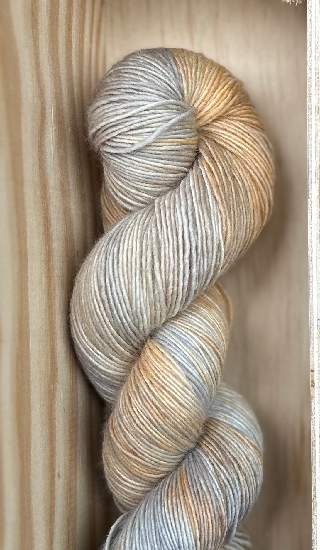 Single Merino 366m/ Whisper - Apricot Smoke