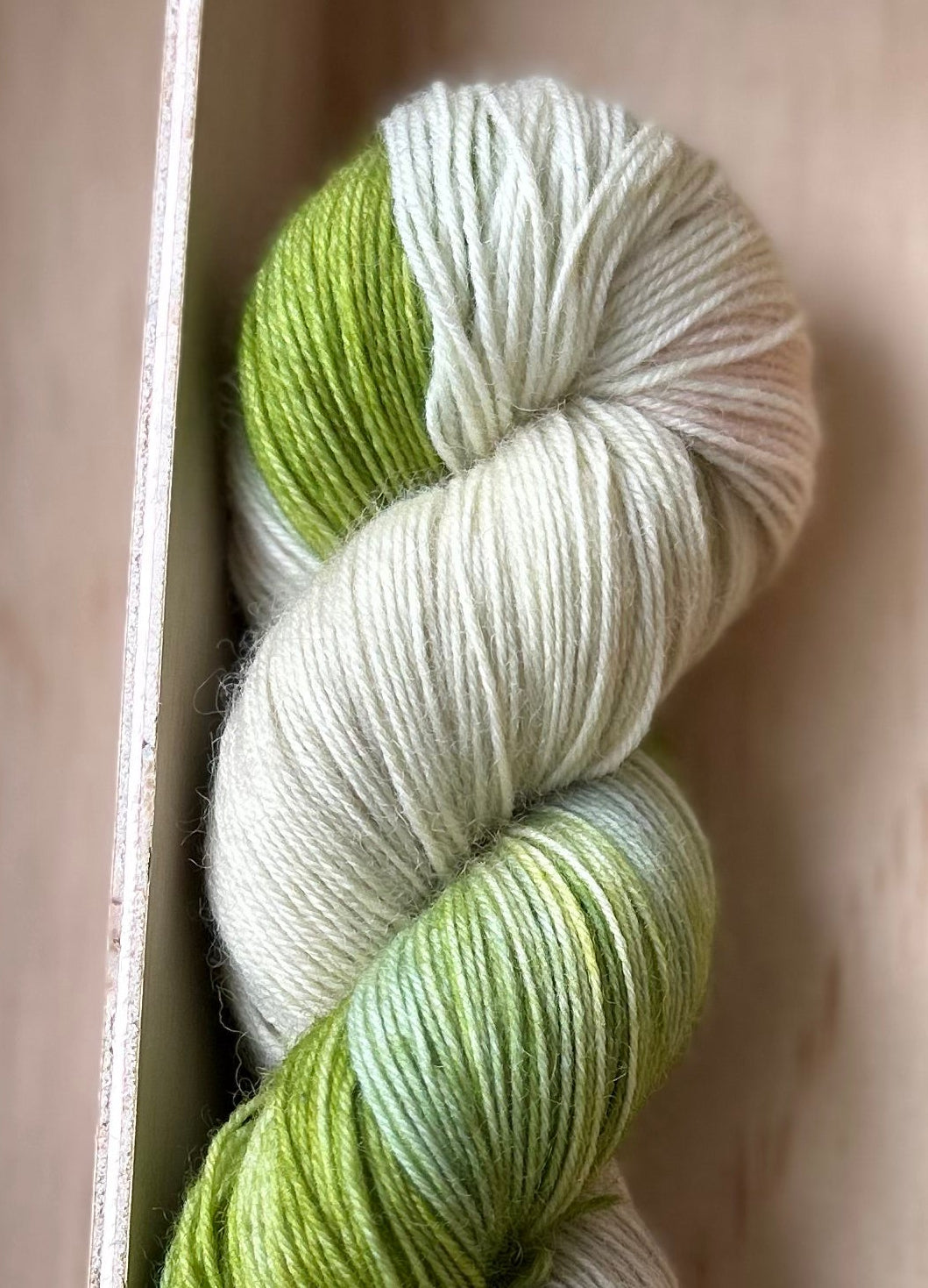 Merino Extrafine 420m/ Forest Flow - Awakening of the forest