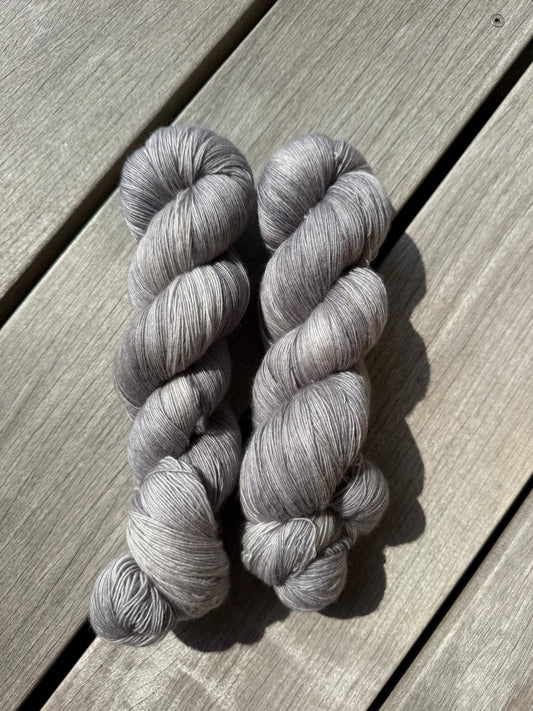 Merino Single Ultrafine Lace 800m / Silver Ash