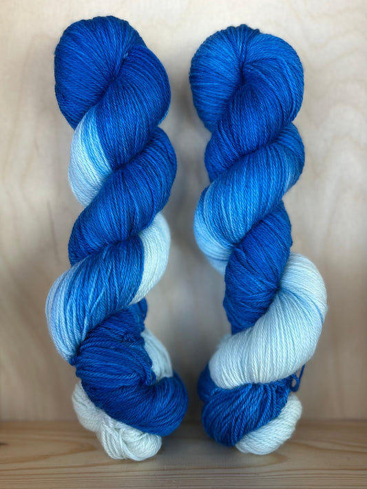 Merino Ultrafine 450m / Ocean Tides - Blue Current