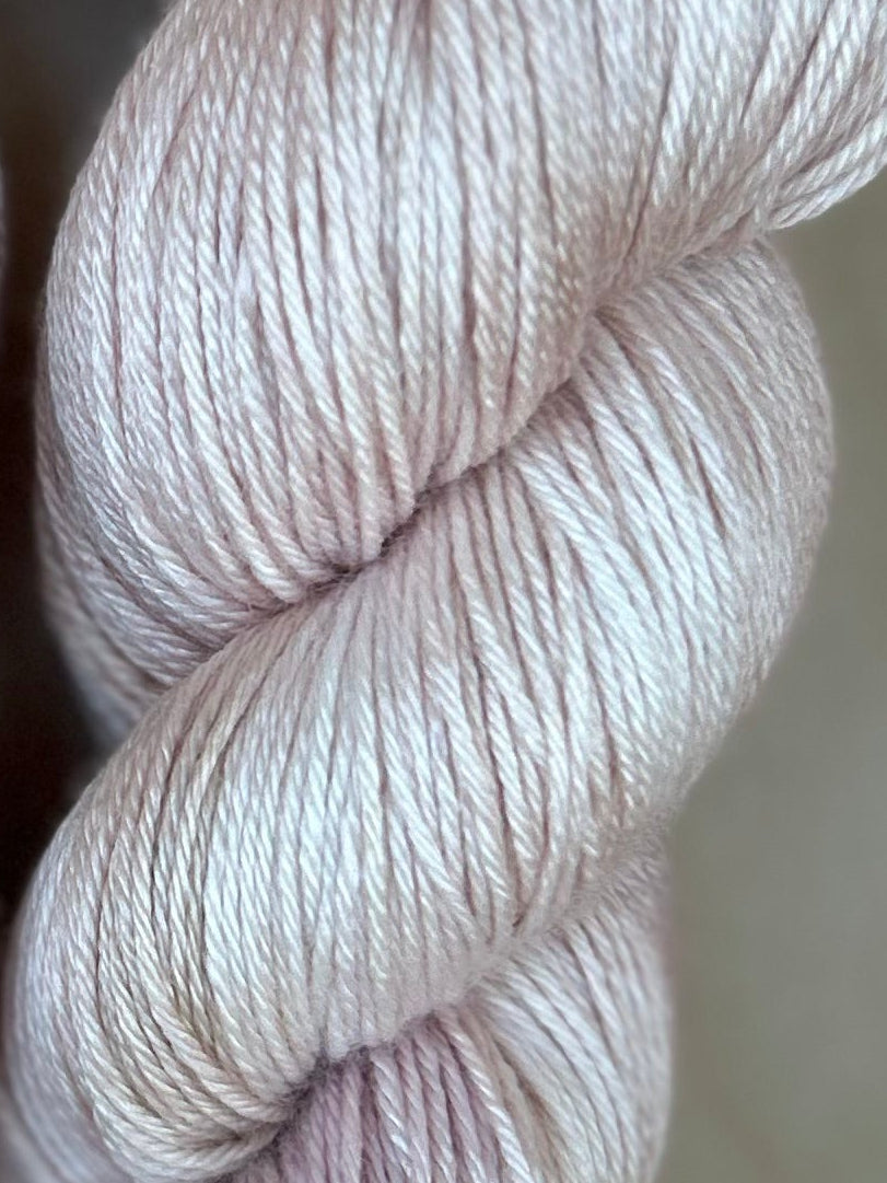 Merino Silk 400m / Whisper - Silk Blush
