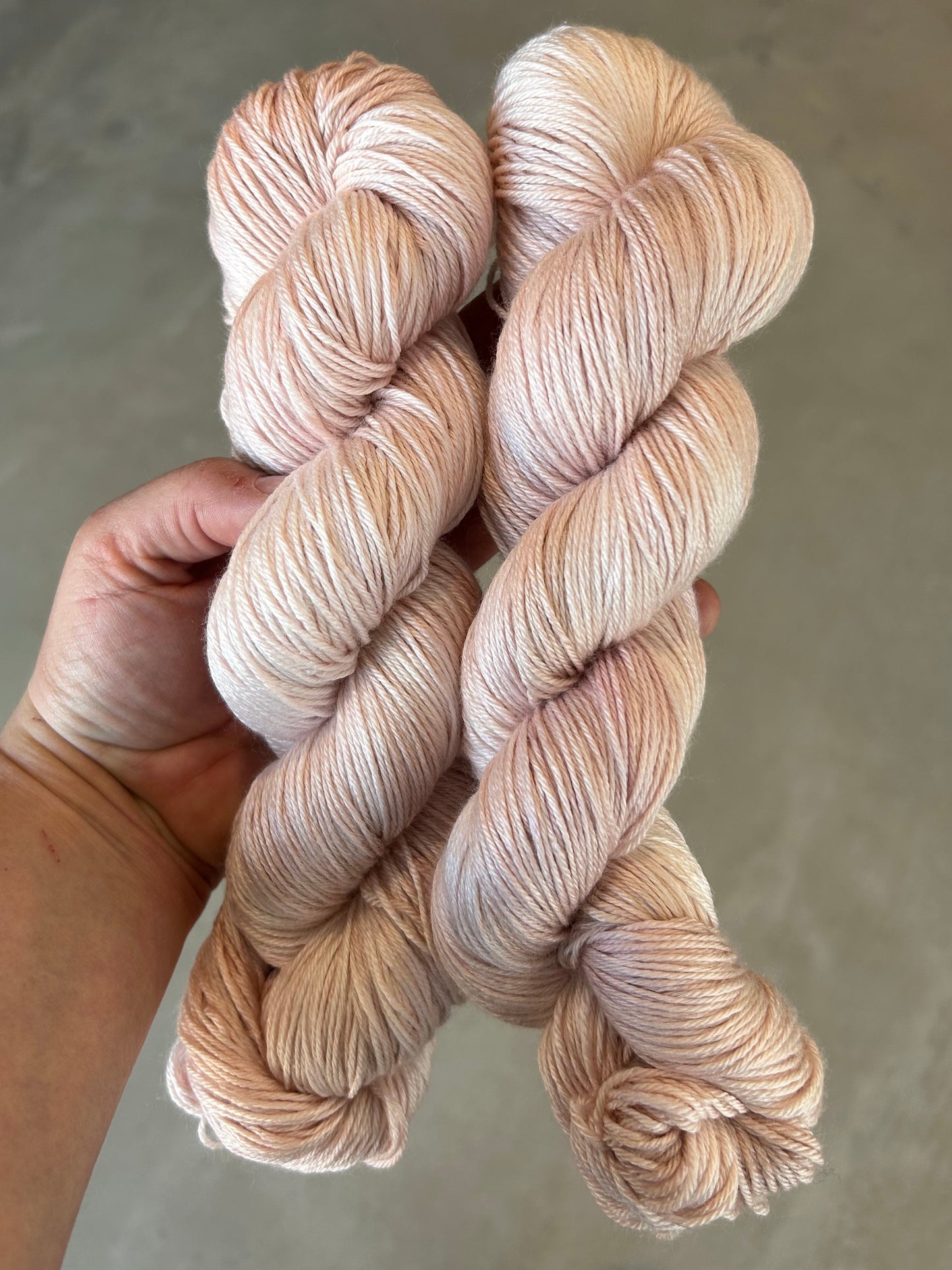 Merino Silk 400m / Whisper - Silk Blush