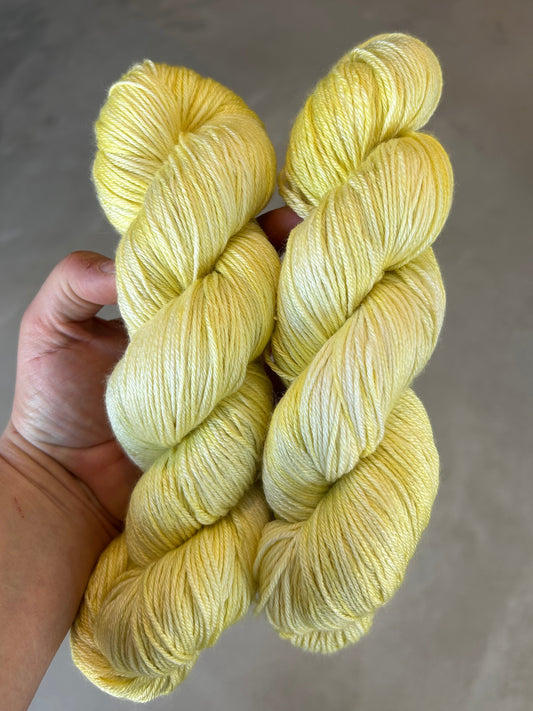 Merino Silk 400m / Whisper - Sunwashed Lemon