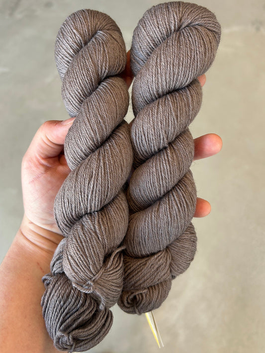 Manx Merino Fine 200m / Driftwood