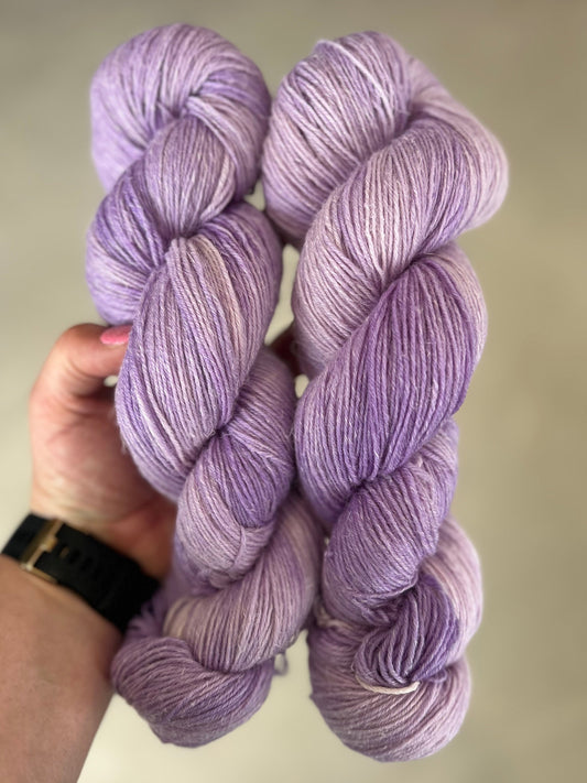 Linen Wool 400m / Deep Dip - Lavender Haze