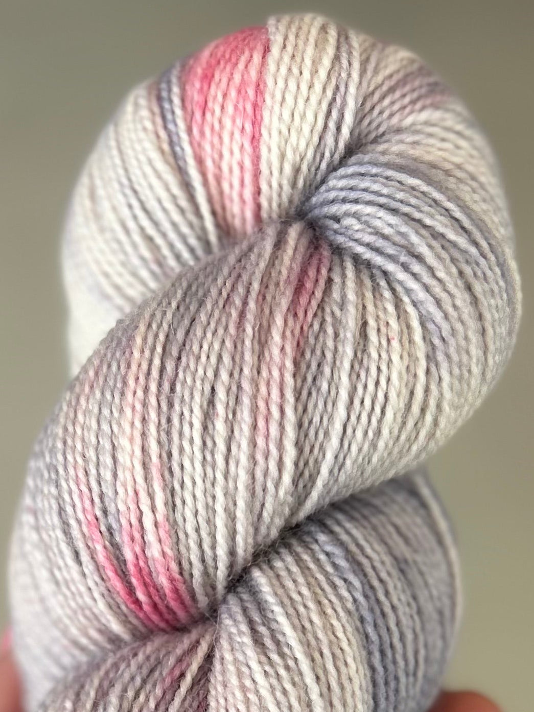 BFL Twist Sock 365m / Whisper - Faded Petals