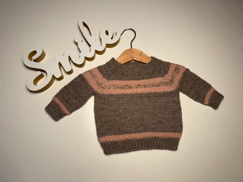 Baby Sweater - Curly Hug - Størrelse Nyfødt
