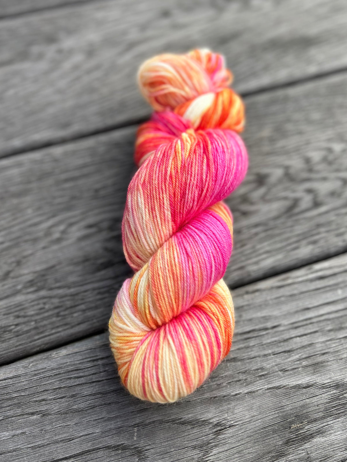 Strikkekit – Merino Sock Luxe & KnitwearByPluto Strømpeopskrift