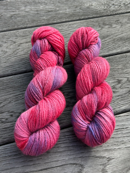 Peruvian Highland Wool 225m / Wild Fuchsia