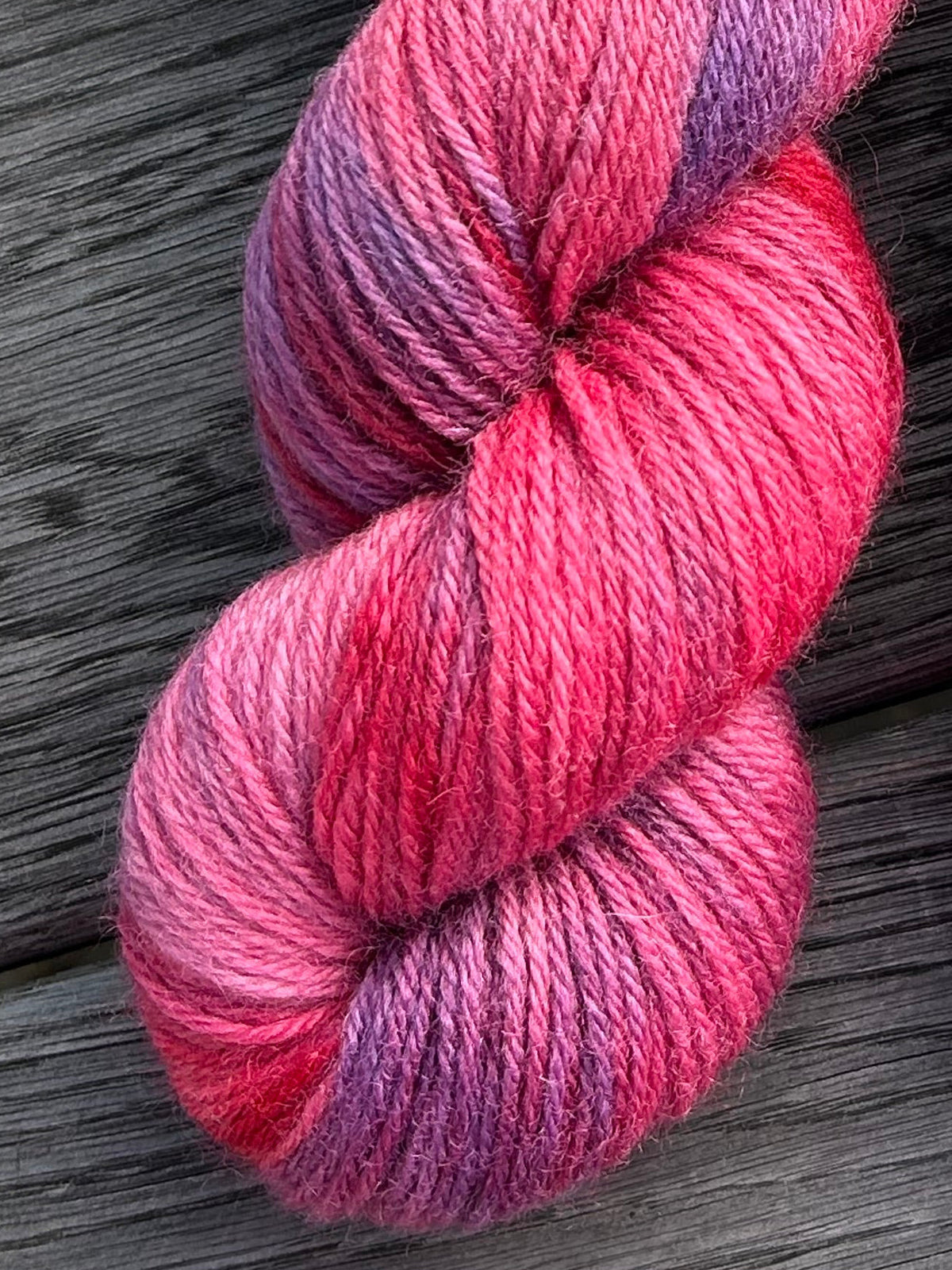 Peruvian Highland Wool 225m / Wild Fuchsia
