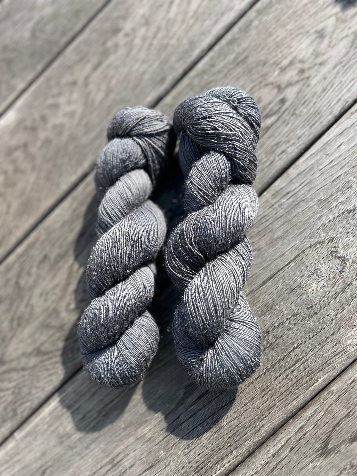 Merino Silk Single 600m / Wet Concrete