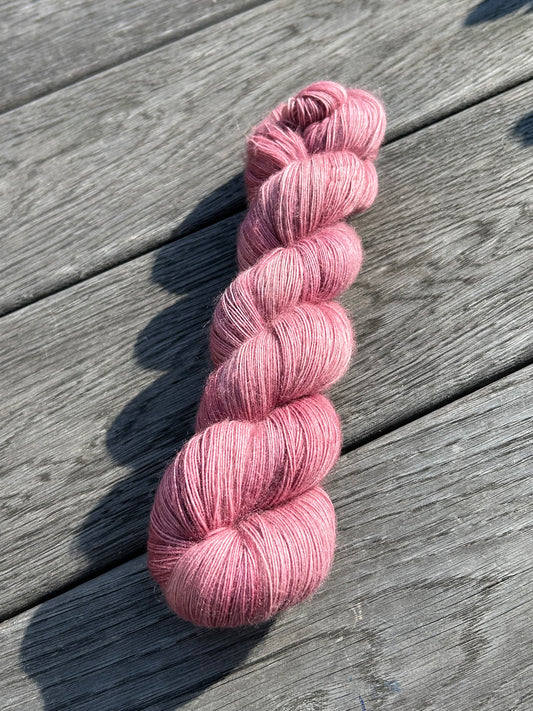 Merino Single Ultrafine Lace 800m / Dried Petals