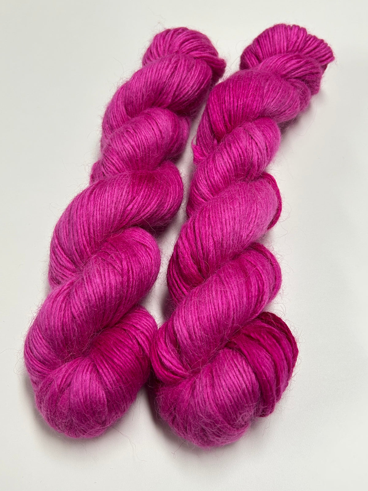 Alpaca Silk Single DK 230 / Neon Princess