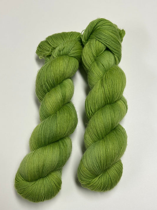 Merino Single Ultrafine Lace 800m / New Leaves
