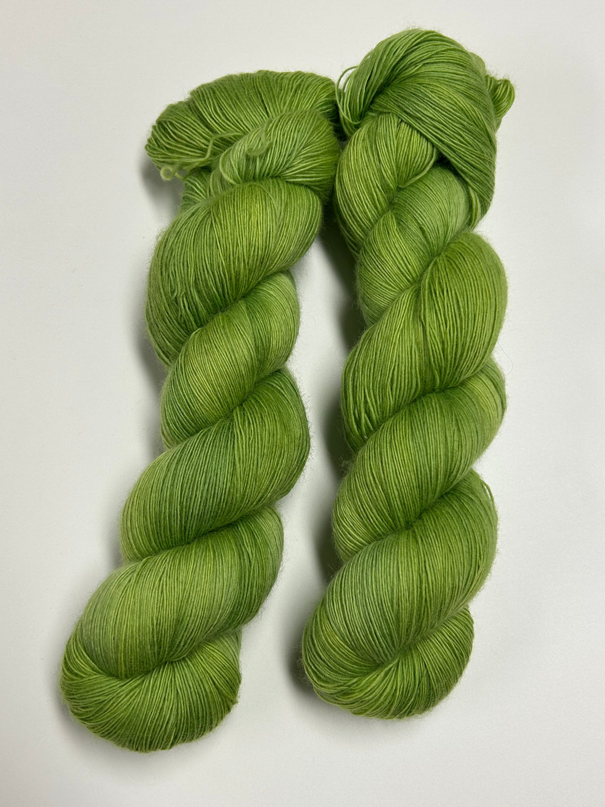 Merino Single Ultrafine Lace 800m / New Leaves