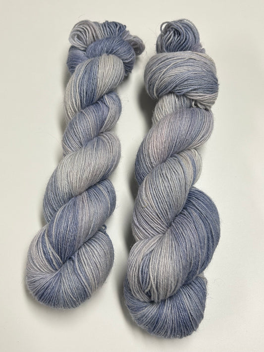 Linen Wool 400m / Clouds Above